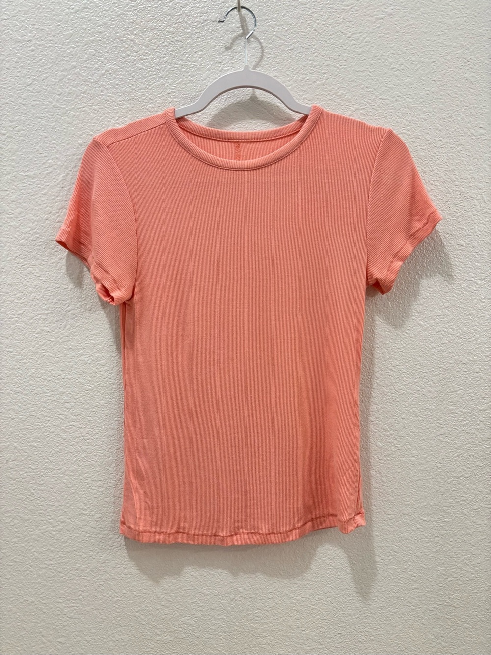 Nuuds Coral Slinky Rib Tee Size Medium Lounge Basics Comfy